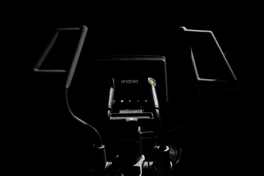 Evolve Ultra Series UL-156 Commercial Elliptical trainer